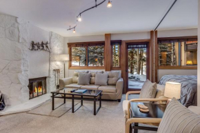 Laurelwood Condominiums 201